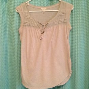 Light purple ish gray tank top